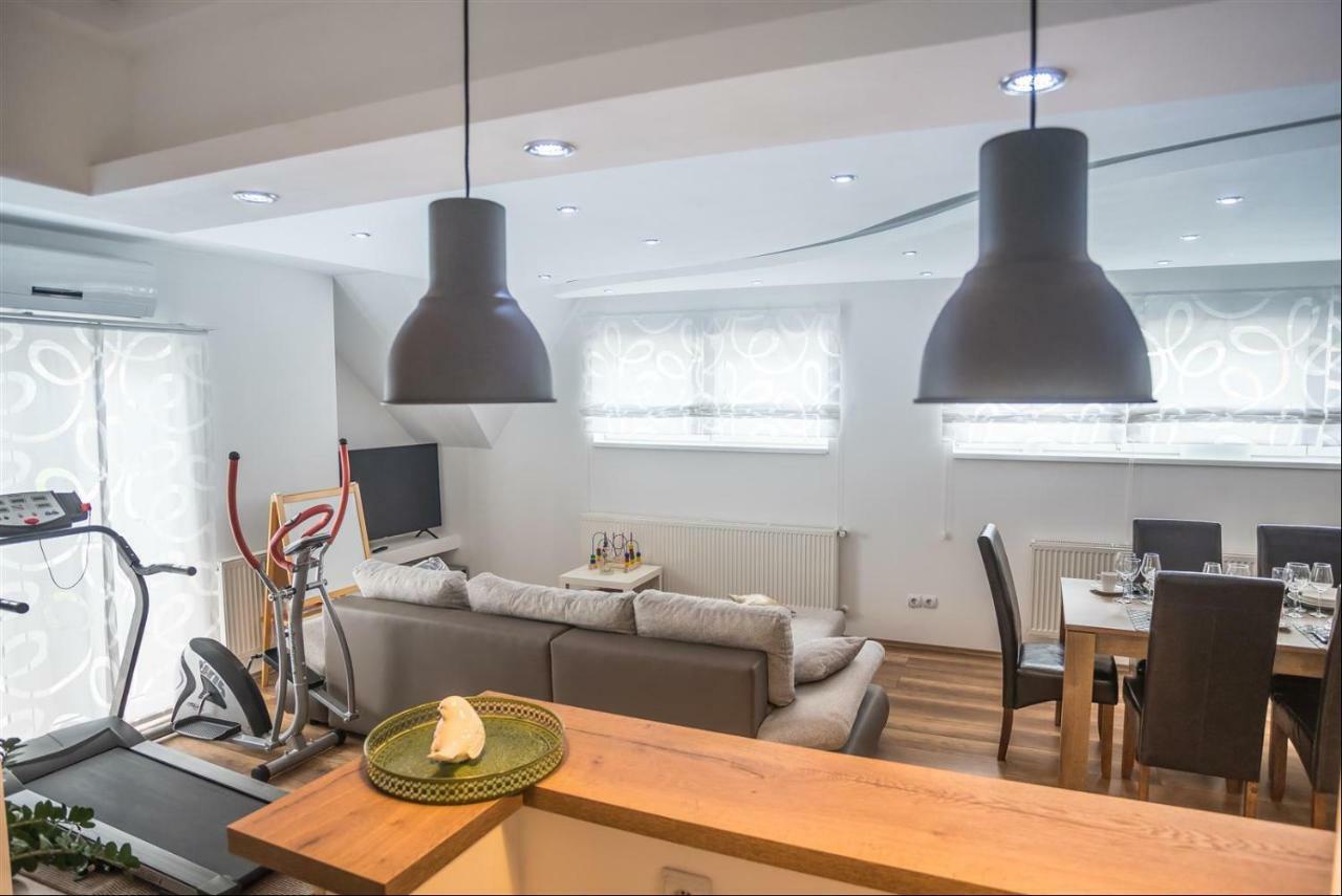 Apartman Hubertus 5* Vagovina Экстерьер фото